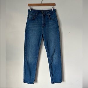 BDG by Urban Outfitters Girlfriend Jean 28/26